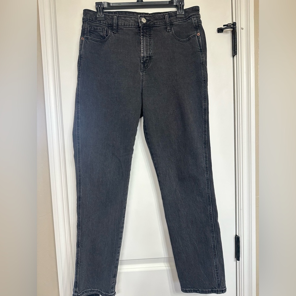 High-Waisted Vintage Slim Jeans / Faded Black Wash / Size 8